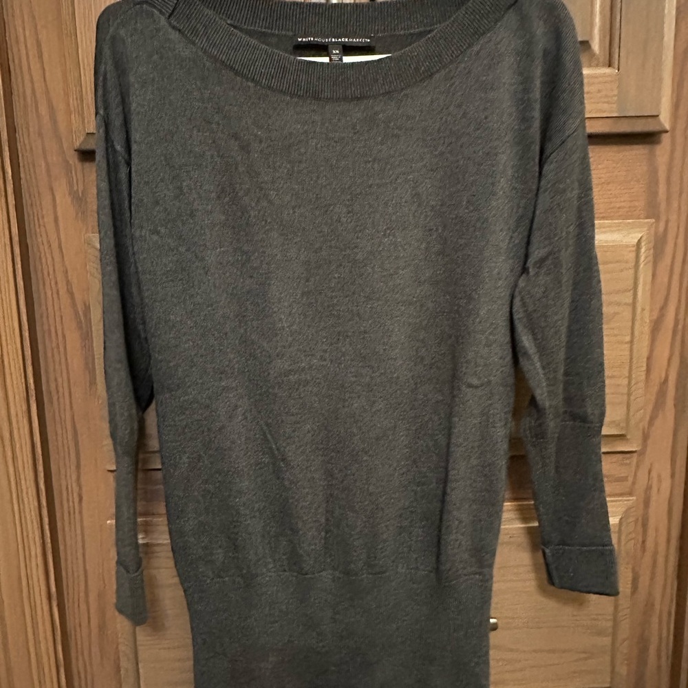 White House Black Market long sleeve sweater